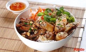 nha-hang-hue-delights-vincom-le-thanh-ton-4