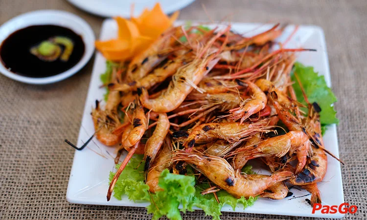 nha-hang-huong-pho-nguyen-khang-1