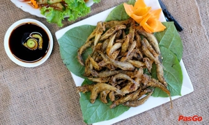 nha-hang-huong-pho-nguyen-khang-2