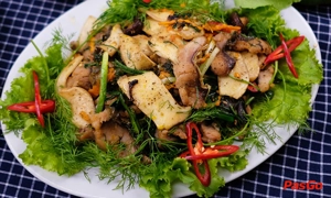 nha-hang-huong-pho-nguyen-khang-6