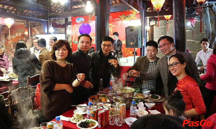 nha-hang-huong-viet-do-duc-duc-2