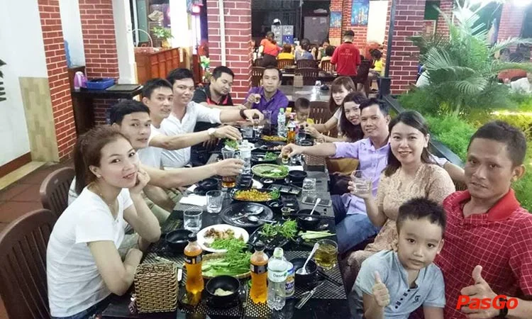nha-hang-huynh-de-ha-huy-tap-9