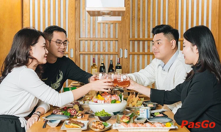 qqq88 iSushi Hoàng Đạo Thúy Tận hưởng mỹ vị Nhật Bản 11