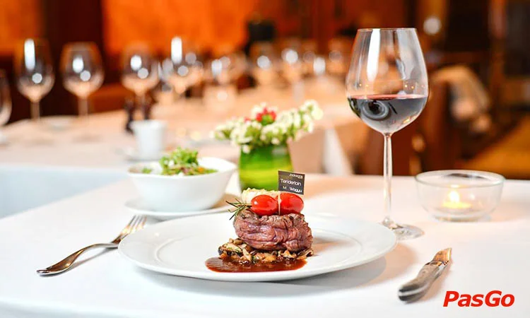 nha-hang-jacksons-steak-house-23-j-hai-ba-trung-3-mon-an-a