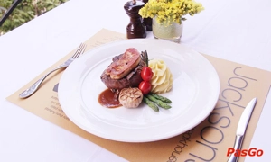 nha-hang-jacksons-steak-house-23-j-hai-ba-trung-7-mon-an-a