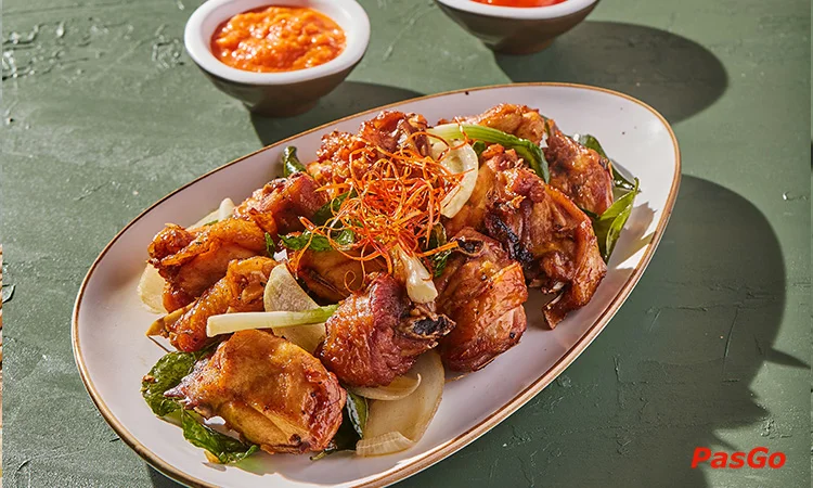 nha-hang-kampong-chicken-house-nguyen-hoang-8