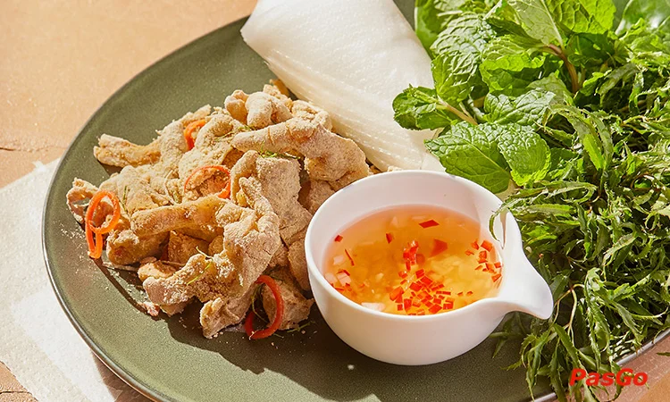 nha-hang-kampong-chicken-house-tran-huy-lieu-8