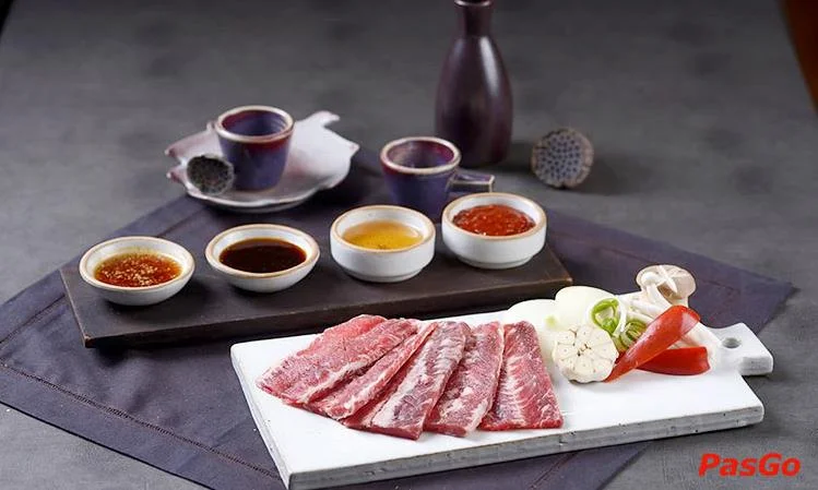 nha-hang-king-bbq-the-artemis-slide-1