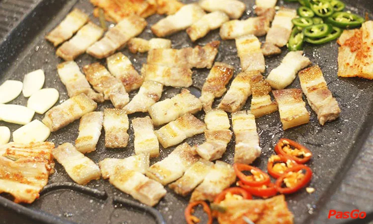 nha-hang-king-dakgalbi-ho-tung-mau-5