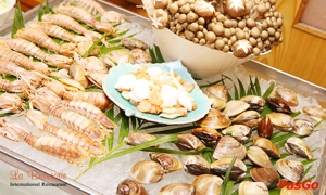 nha-hang-La-Brasserie-mon-an-2b