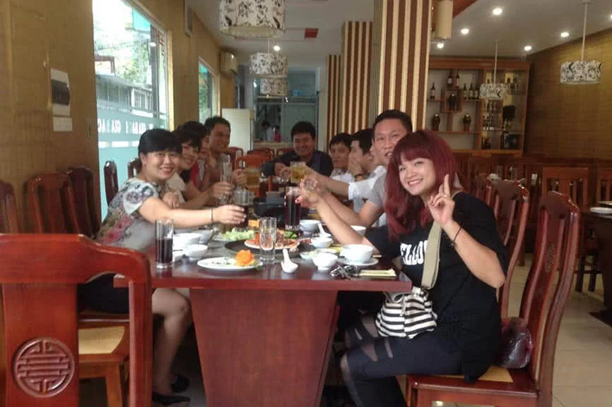 nha-hang-lau-nam-gia-bach-thanh-cong-1b