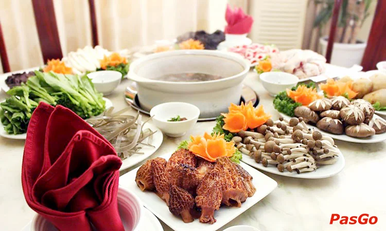 lau-nam-gia-khanh-vu-pham-ham-lau-ngon-nam-quy-1
