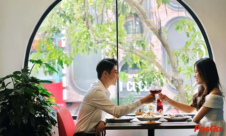 qq8876.com le monde steak phan xích long 5