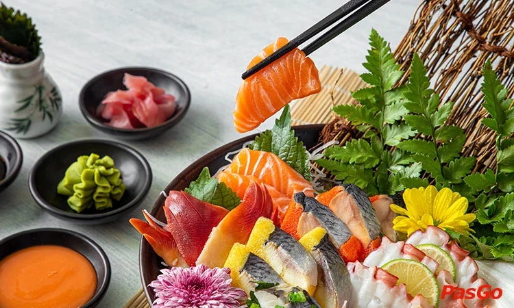 nha-hang-lets-sushi-tran-huy-lieu-3