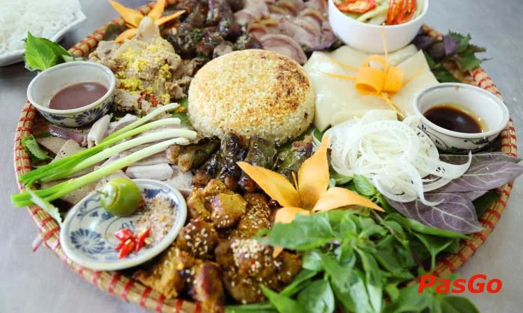 nha-hang-lon-muong-met-hoang-cau-slide-1