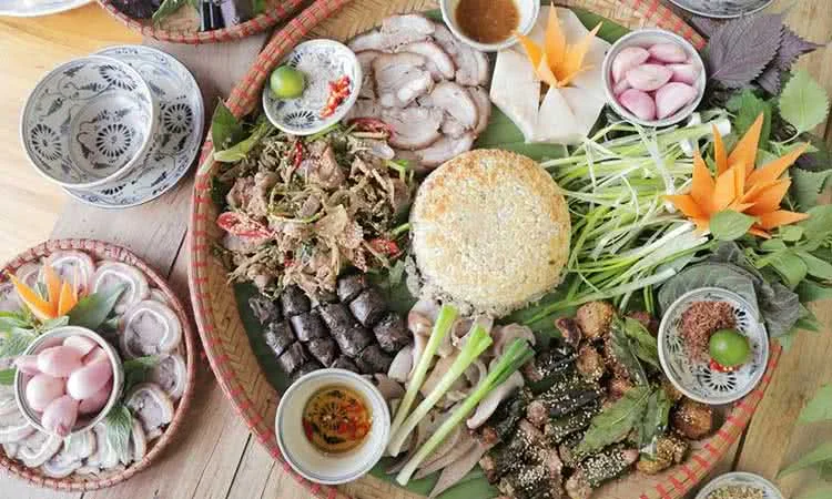 nha-hang-lon-muong-met-vong-duc-slide-5
