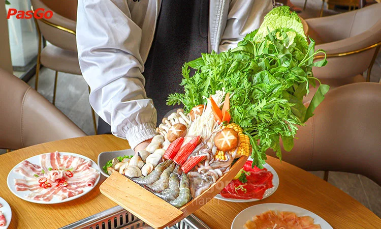 nha-hang-mandarin-haian-riverfront-hotel-da-nang-5