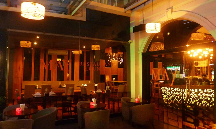 may-restaurant-19-dong-khoi-9