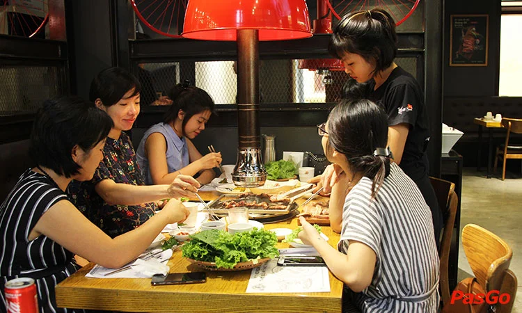 qq8876.com meat plus nguyễn thị thập 10