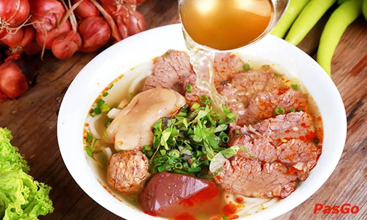 nha-hang-net-hue-tran-duy-hung-slide-6