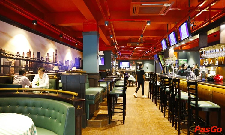 nha-hang-new-york-sports-bar-ba-trieu-5