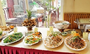 nha-hang-ngoai-o-63-tran-duy-hung-1