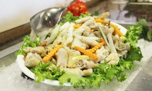 nha-hang-ngoc-mai-do-thuong-thuc-phong-vi-am-thuc-a-dong-tu-tren-cao-3