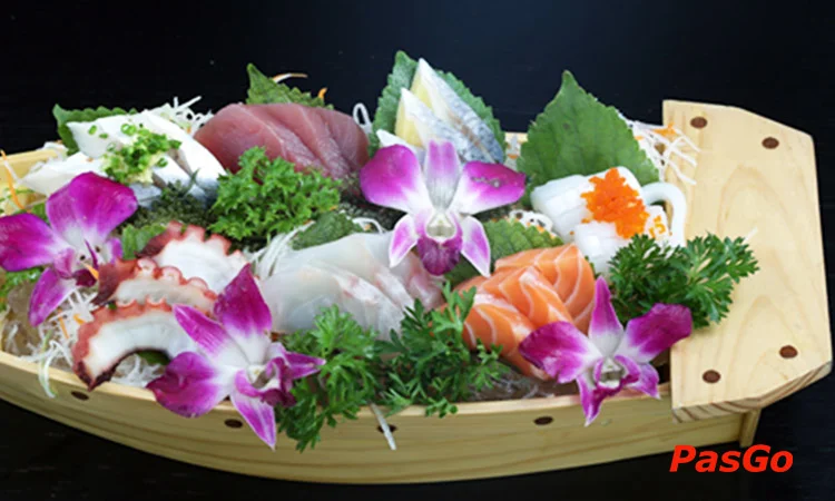nha-hang-ngon-sushi-ngo-duc-ke-1
