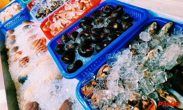 nha-hang-oc-chi-em-nguyen-thai-binh-8