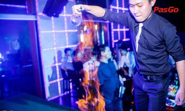 nha-hang-oneplus-beer-club-4 - Copy