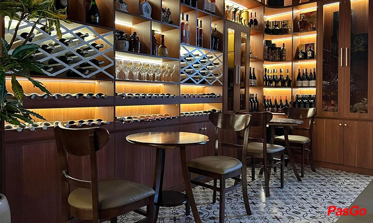qqq88 Ông Otis Lounge Trần Quang Khải 2