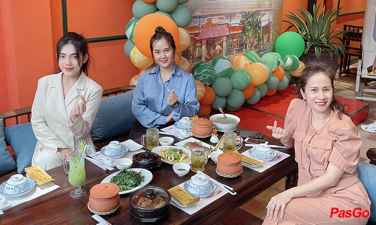 qqq88 Phố 79 Sương Nguyệt Ánh đặt tiệc lý tưởng 12