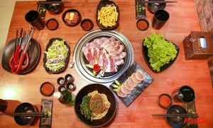 nha-hang-pho-lau-nuong-xa-dan-5