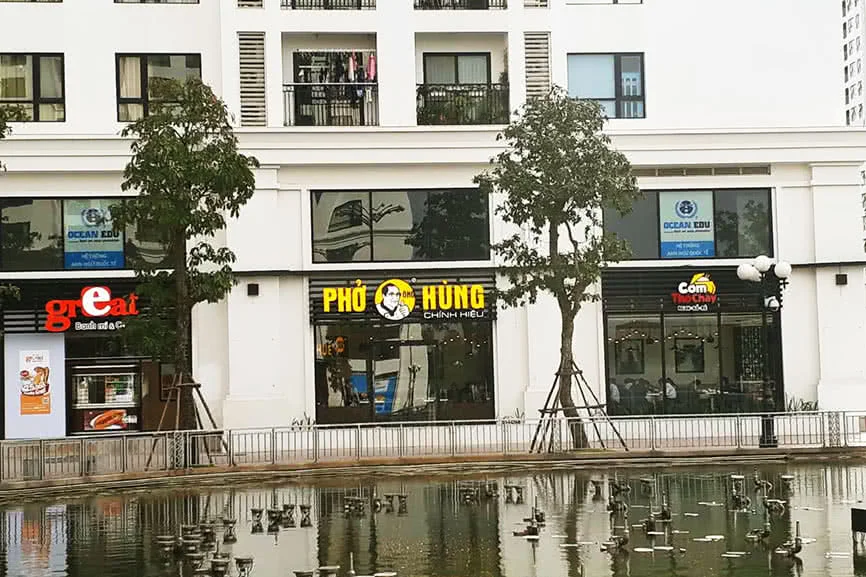 nha-hang-pho-ong-hung-times-city-slide-2