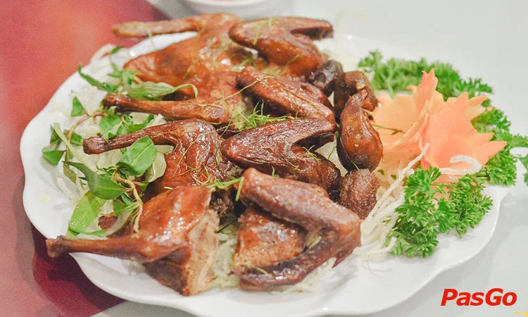 nha-hang-phu-dong-thai-ha-tinh-hoa-dac-san-kinh-ky-4