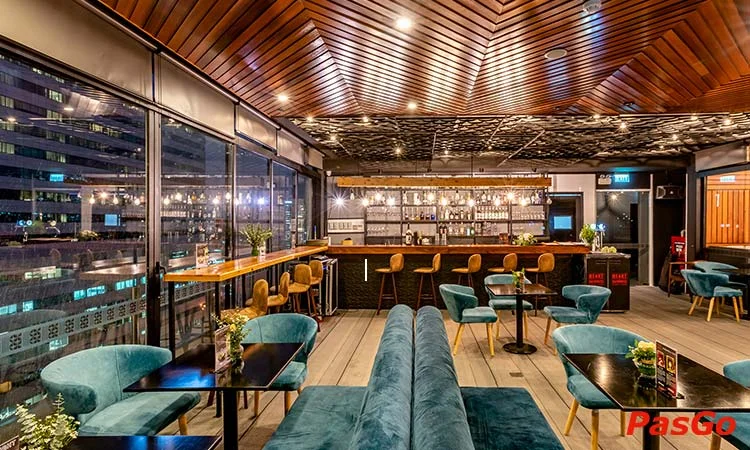propeller-rooftop-&-bar-bay-hotel-10