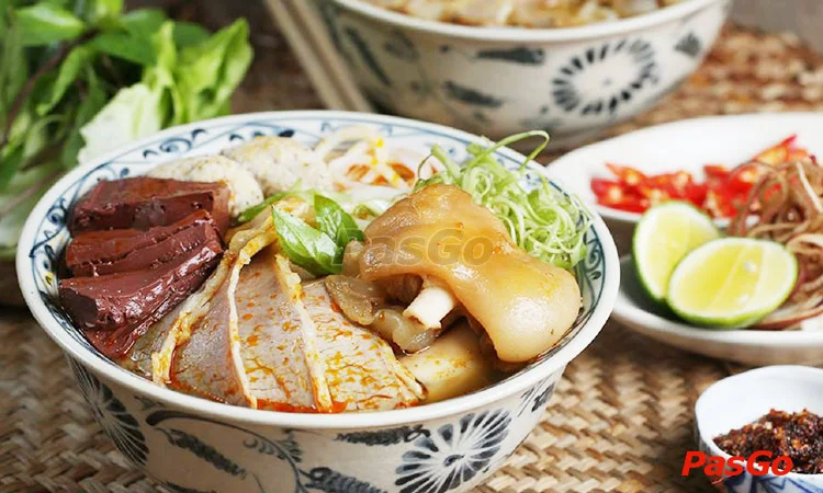 nha-hang-quan-an-ngon-nguyen-trai-b-2-vincom-royal-city-8-aq