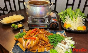 qqq88 Quán nhỏ 76 Ngọc Khánh chuyên các món nhậu và lẩu nướng 6
