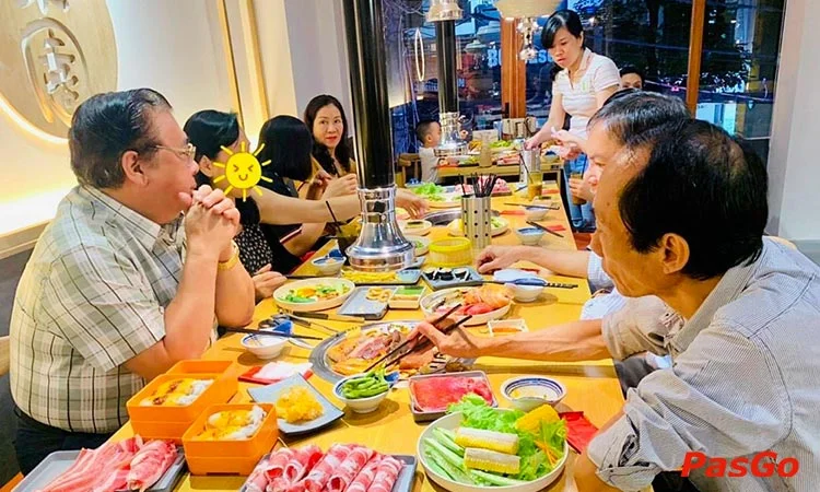 qqq88 Rakuen BBQ Bàu Cát ngất ngây với bữa tiệc qq8827 lẩu nướng 4