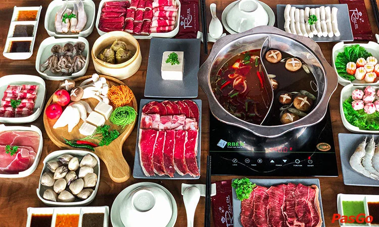 nha-hang-rakuen-hotpot-le-van-sy-1
