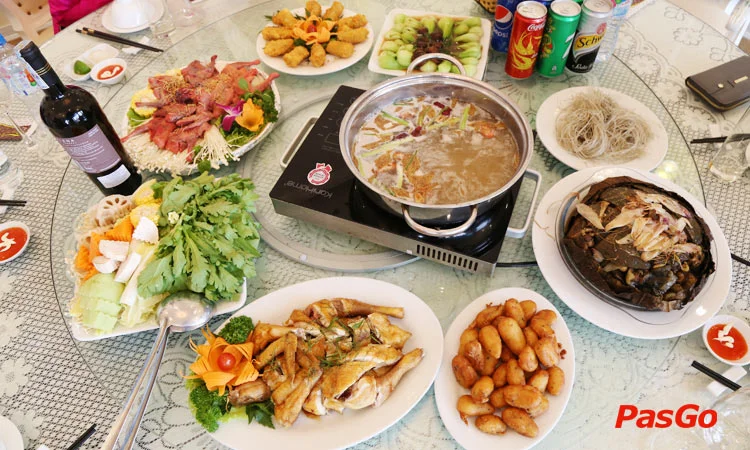 nha-hang-sen-dam-tri-2-dang-thai-mai-tay-ho-1