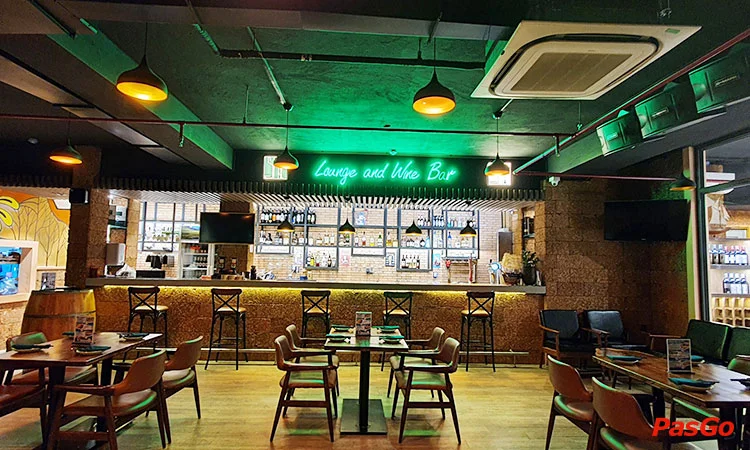 nha-hang-shi-lounge-and-wine-bar-le-van-thiem-9