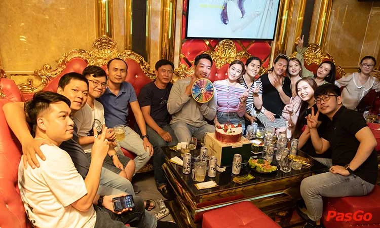 nha-hang-sik-dak-fook-karaoke-central-99-1