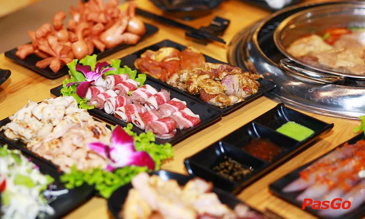 nha-hang-aki-bbq-cau-dien-slide-7