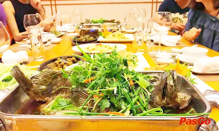 nha-hang-son-thuy-restaurant-pham-huy-thong-8