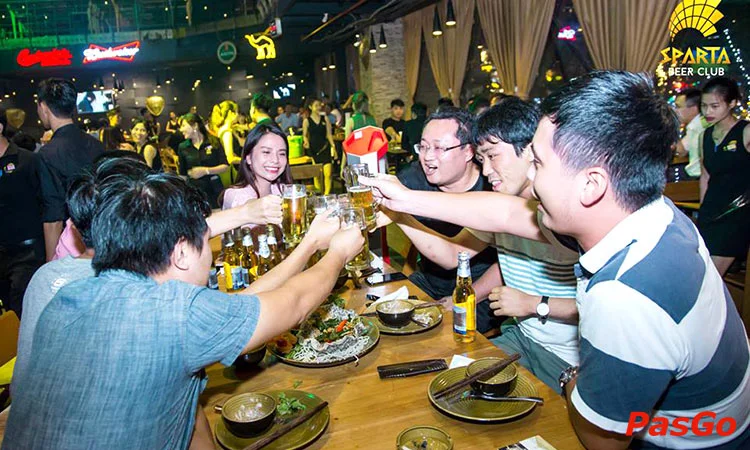 nha-hang-sparta-beer-thai-ha-2