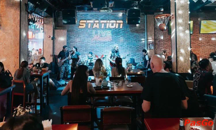qqq88 Station Sport Bar Bùi Viện Âm nhạc đỉnh cao & món Âu đặc sắc  6