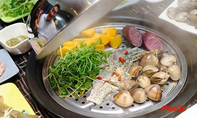 nha-hang-steam-pot-nguyen-tri-phuong-slide-1