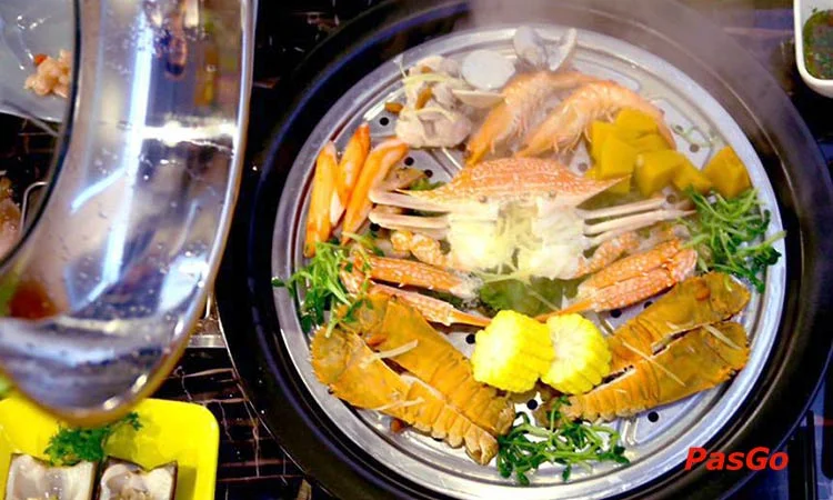 nha-hang-steam-pot-nguyen-tri-phuong-slide-3