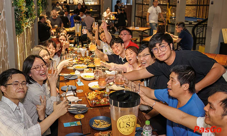 qqq88 Steersman Brewery Taproom Phan Kế Bính qq8876 Á- Âu Fusion & Bia thủ công 11